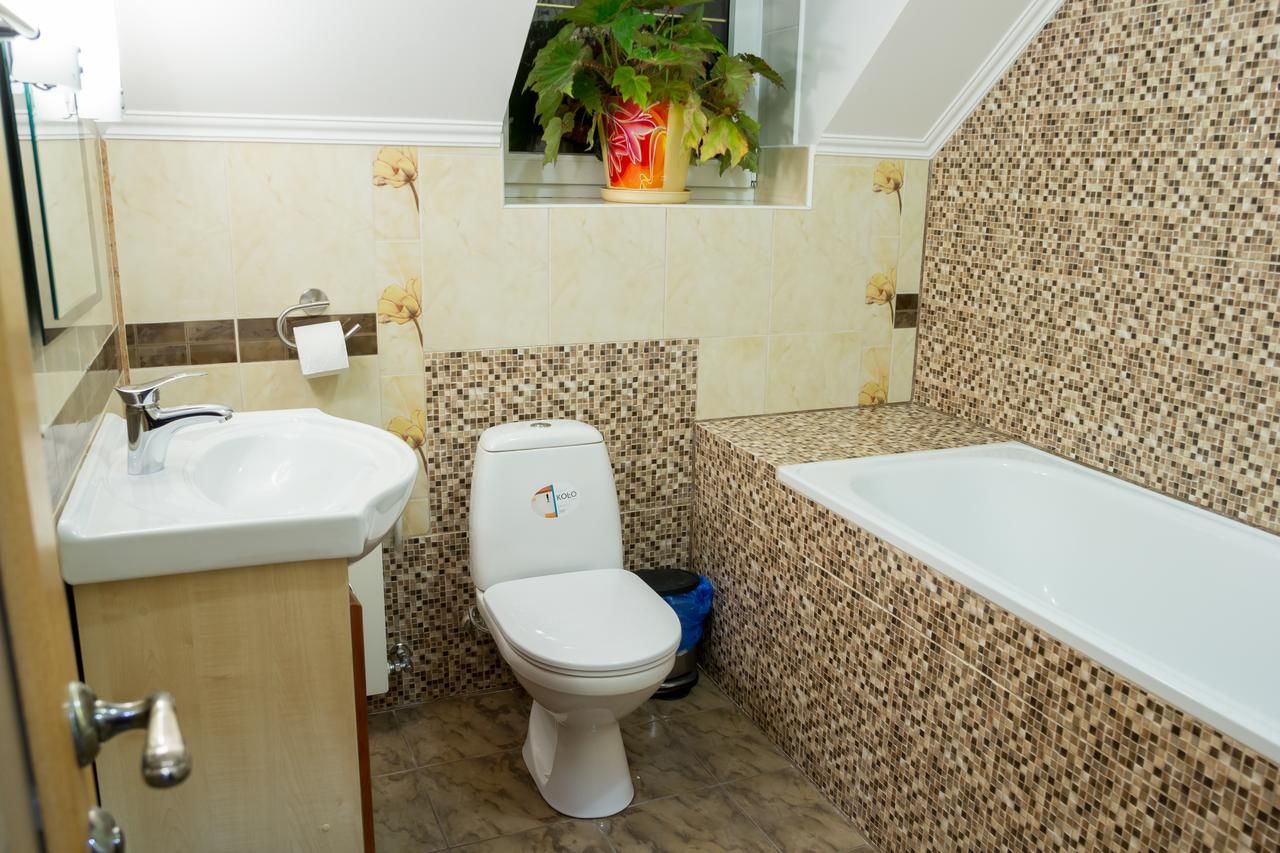 Хостелы Art house Hostel Каменец-Подольский-34