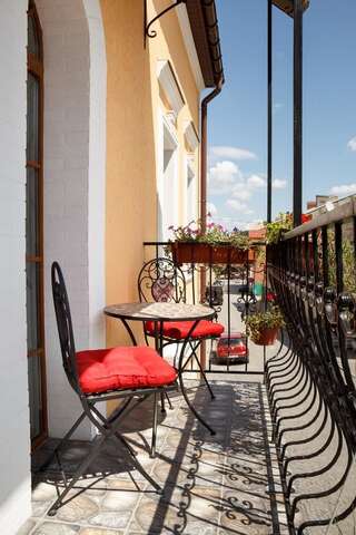 Хостелы Art house Hostel Каменец-Подольский-6